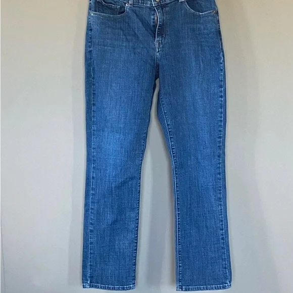 COPY - Women’s Classic Jeans - Picture 5 of 5